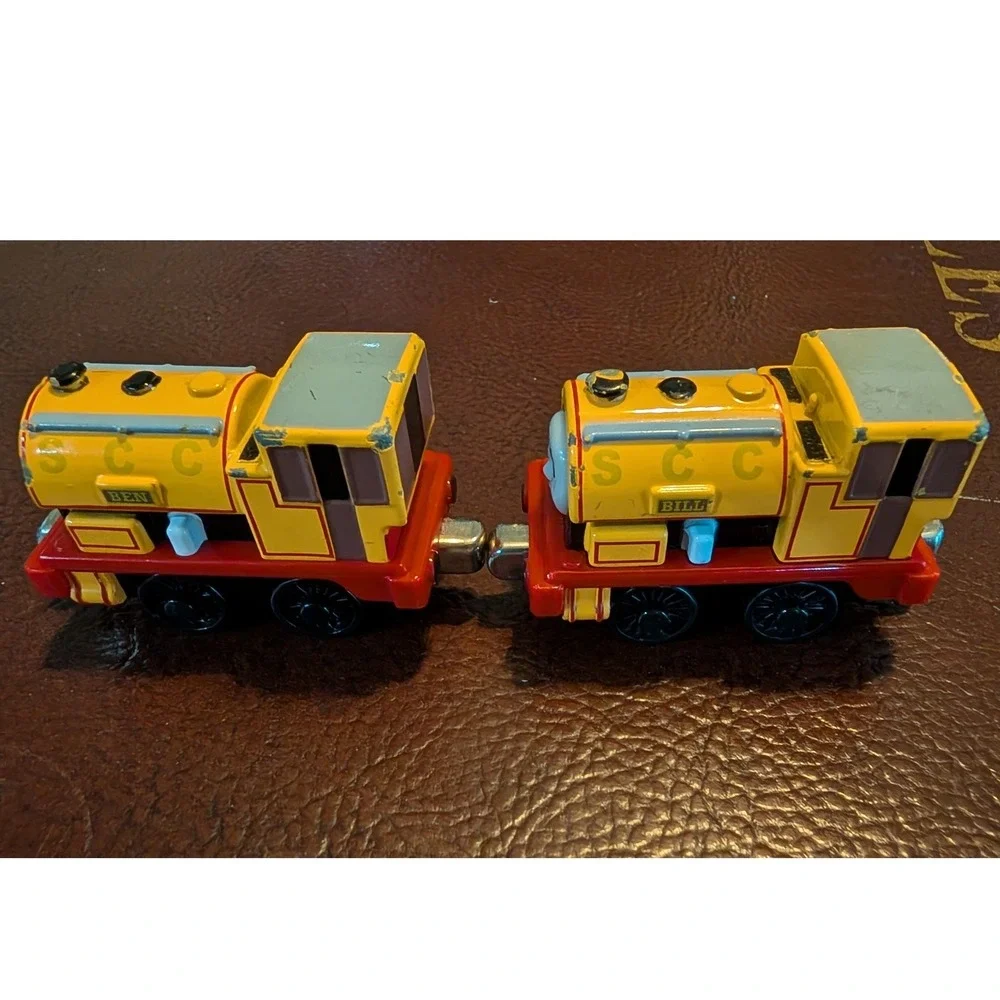 Thomas the Train Bill and Ben 2003 Take N Play Yellow Metal Die-cast Trains 2pk